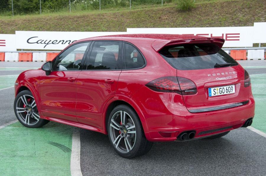  Porsche Cayenne GTS 2013 года  (фото 19 из 19)